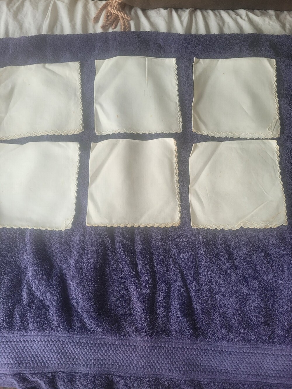 Source Unknown White Linen Cocktail Napkins with Scalloped Trim